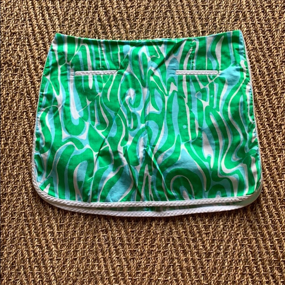 Lilly Pulitzer size 4, skort.